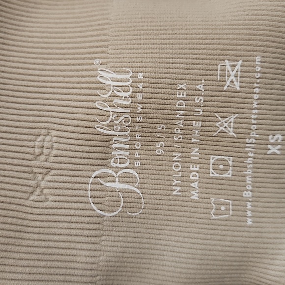 Bombshell Sportswear Seamless Leggings XS - Picture 4 of 4